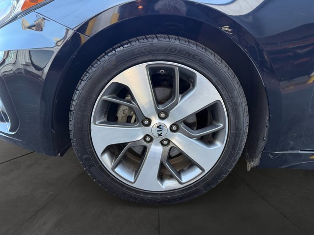 Used 2020 Kia Optima S image 9