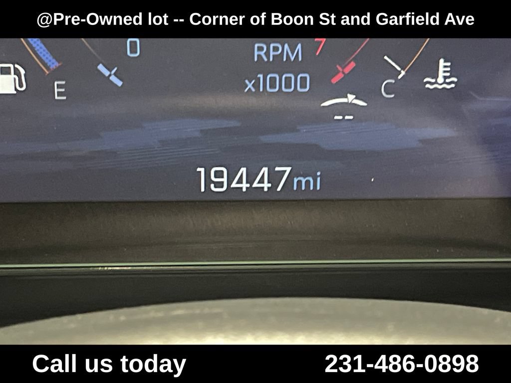 Used 2025 Chevrolet Equinox RS w/ Safety and Technology Package AWD/4WD image 22