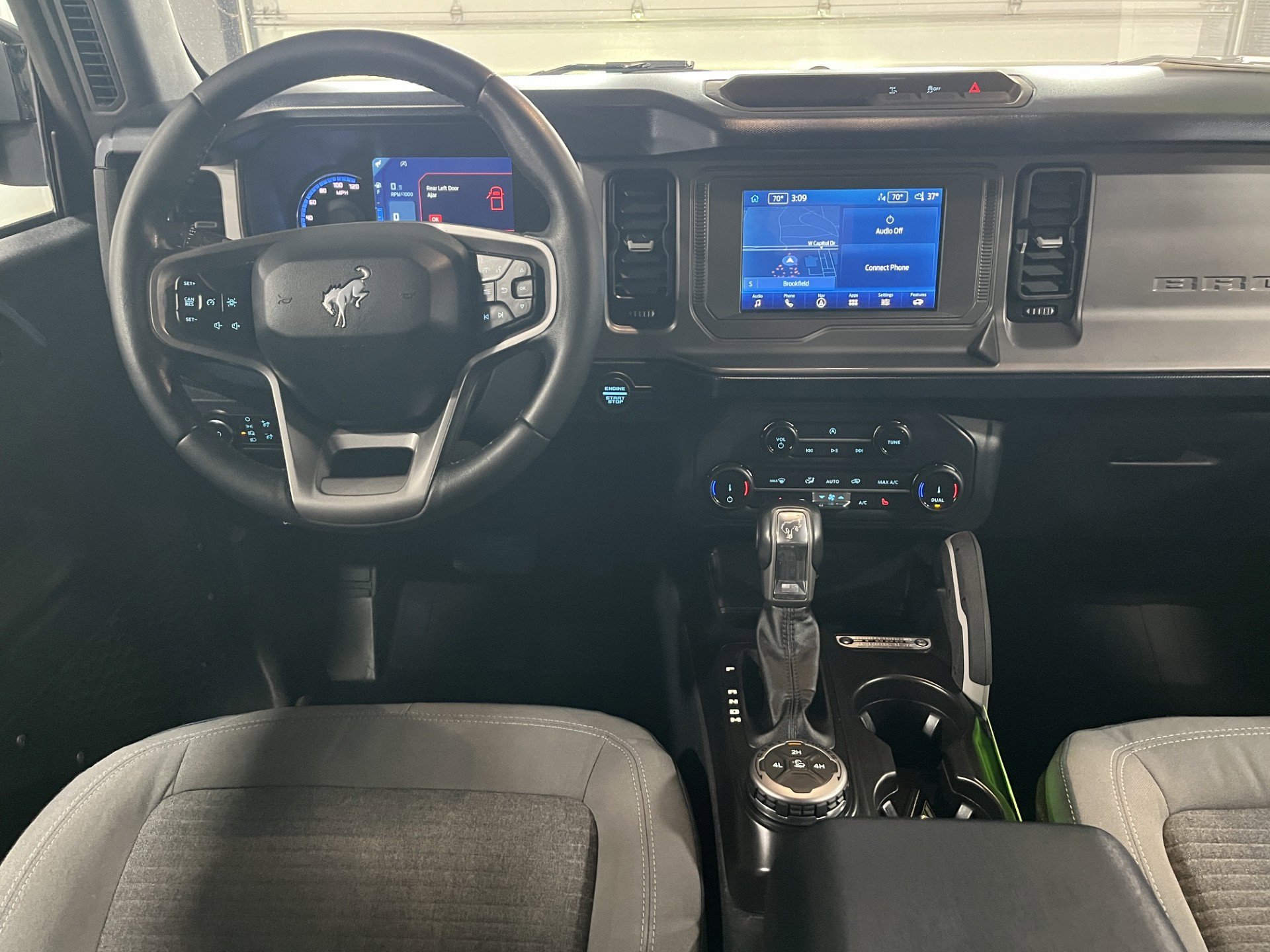 Used 2022 Ford Bronco Outer Banks image 11