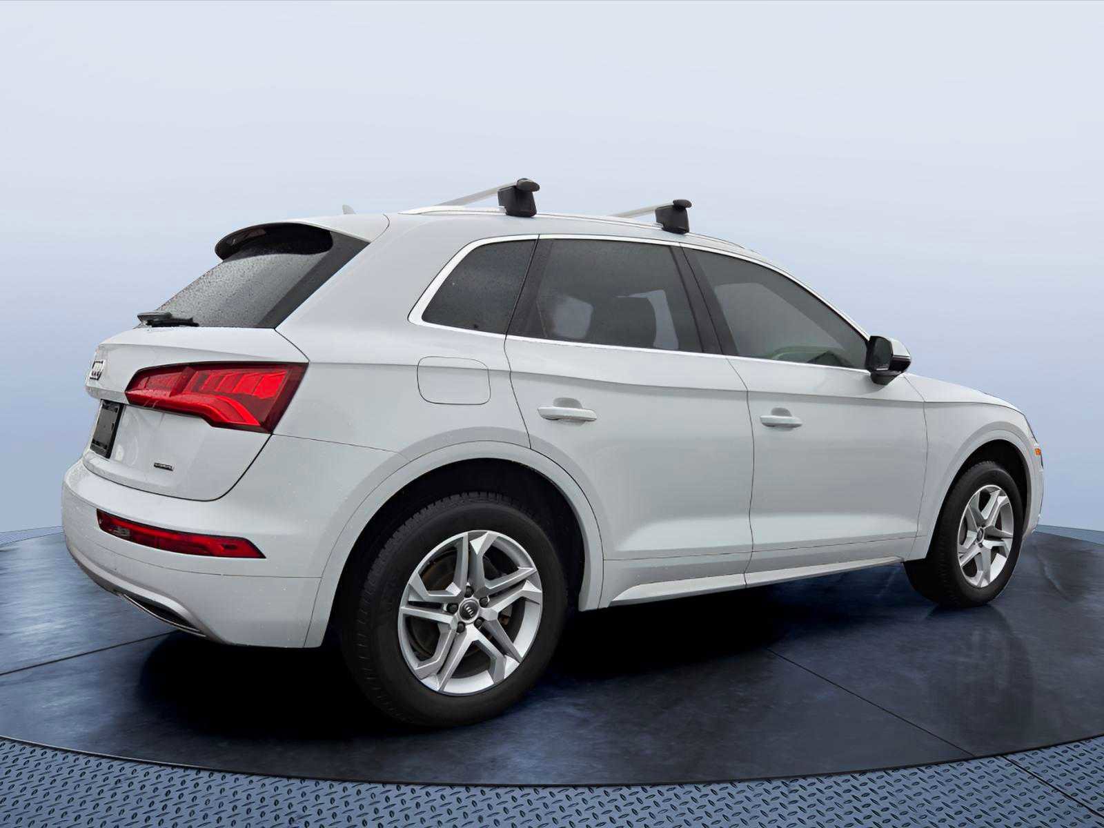 Used 2019 Audi Q5 2.0T Premium image 3