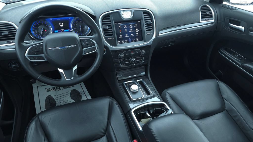 Used 2019 Chrysler 300 Touring w/ Quick Order Package 2EF RWD image 24