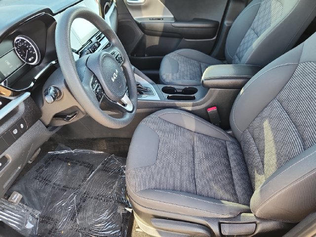Used 2022 Kia Niro LX FWD image 7