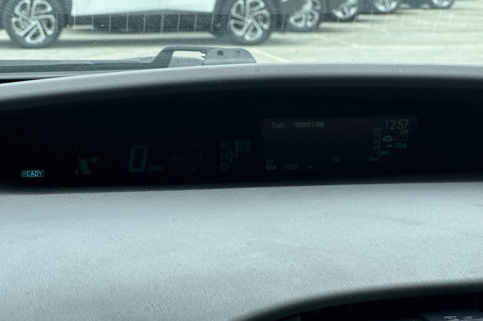 Used 2015 Toyota Prius Five FWD image 24