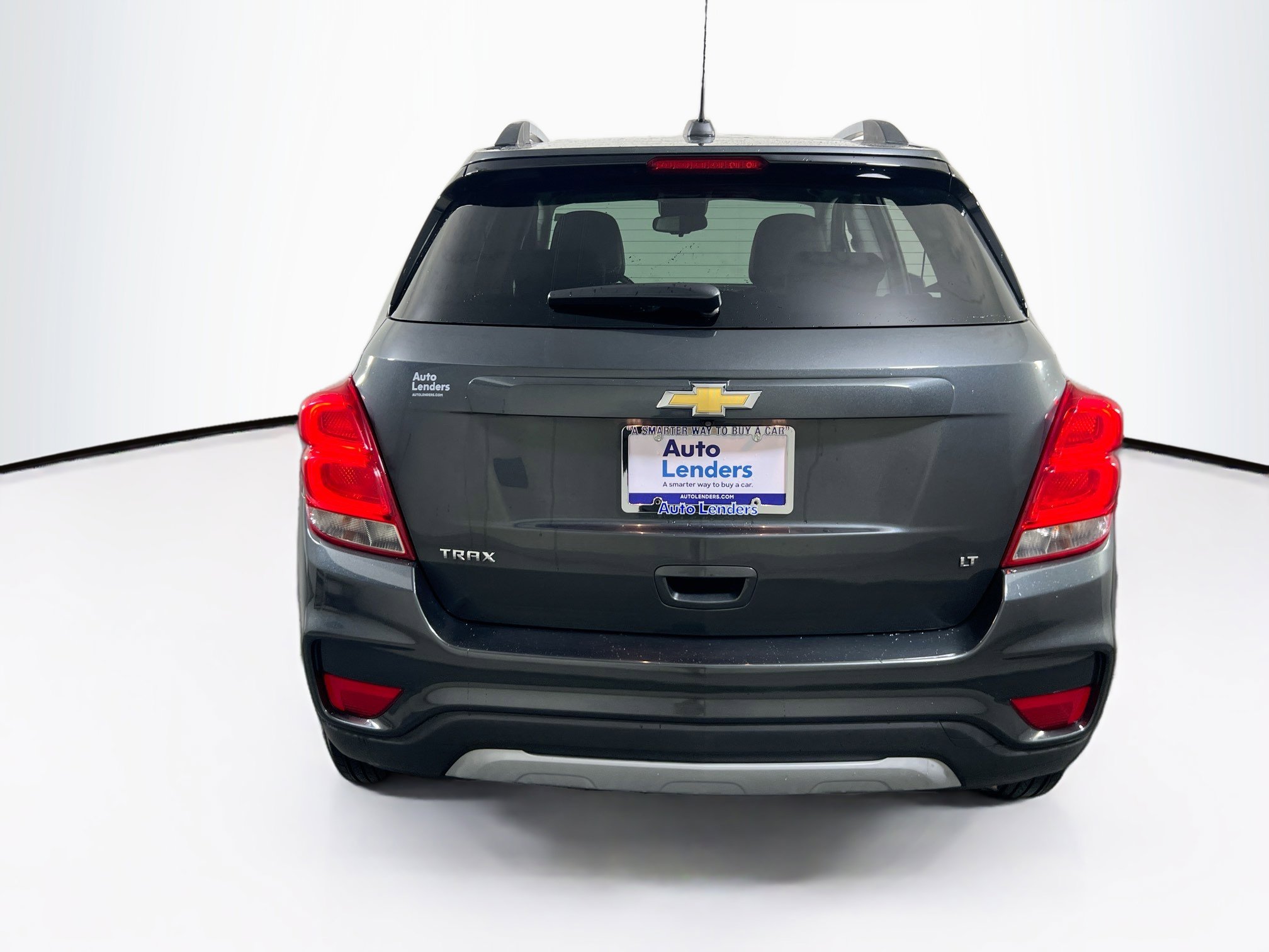 Used 2017 Chevrolet Trax LT w/ LT Convenience Package FWD image 6