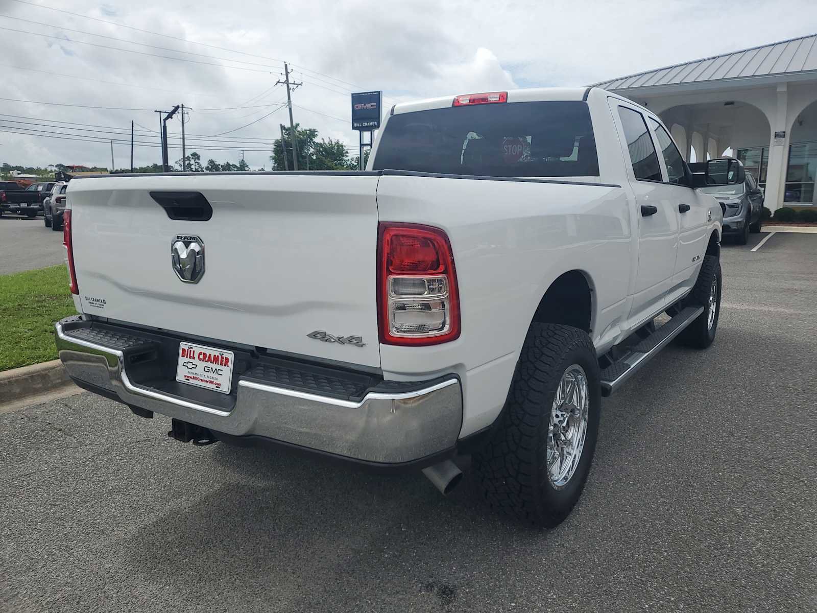 Used 2019 RAM 2500 Tradesman w/ Chrome Appearance Group AWD/4WD image 6