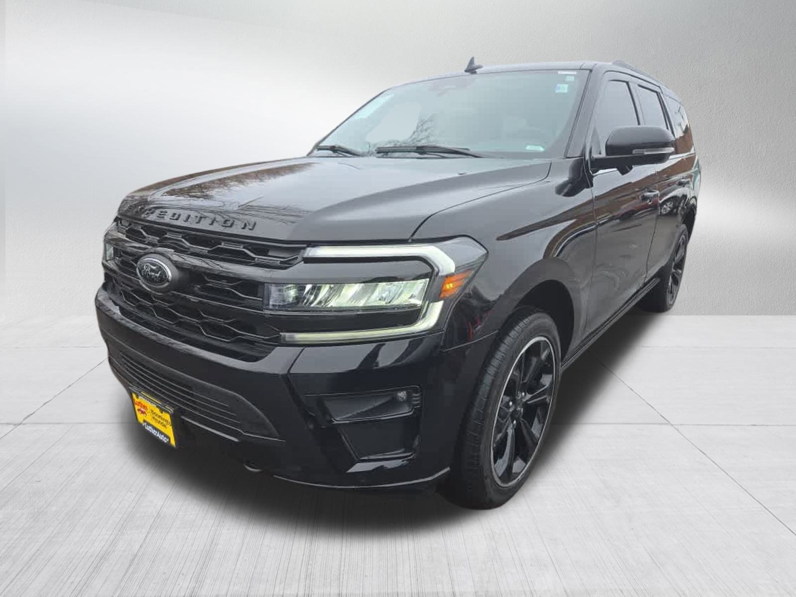 Used 2023 Ford Expedition Limited image 7