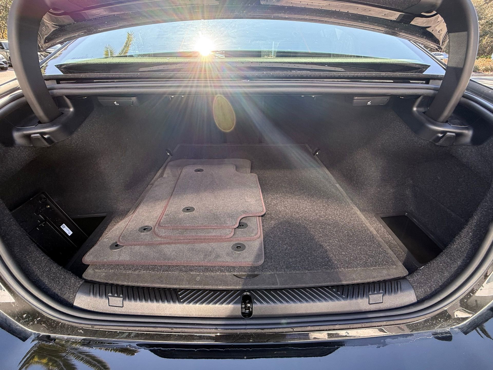 Used 2024 BMW 530i xDrive w/ Convenience Package image 31