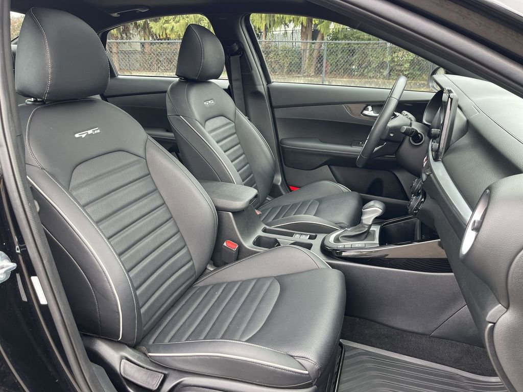 Used 2024 Kia Forte GT-Line w/ GT-Line Premium Package image 29