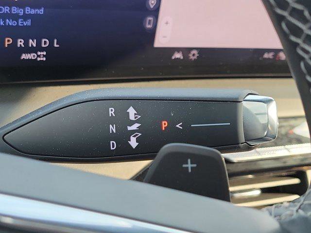 Used 2025 Buick Enclave Avenir w/ Super Cruise Package image 31