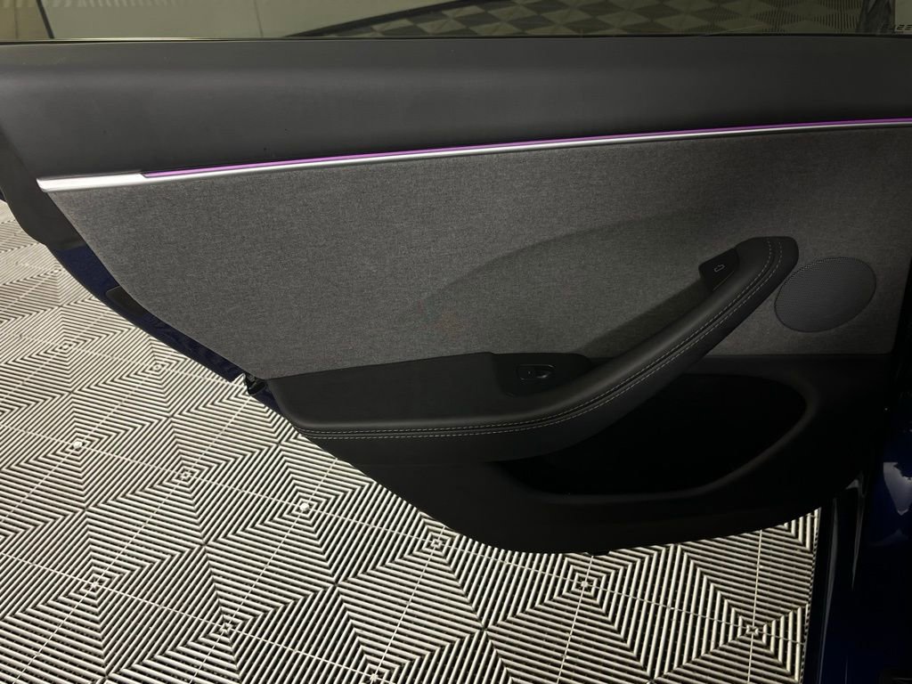 Used 2025 Tesla Model 3 Long Range image 25