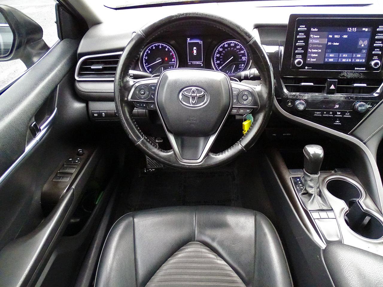 Used 2022 Toyota Camry SE w/ Convenience Package FWD image 34