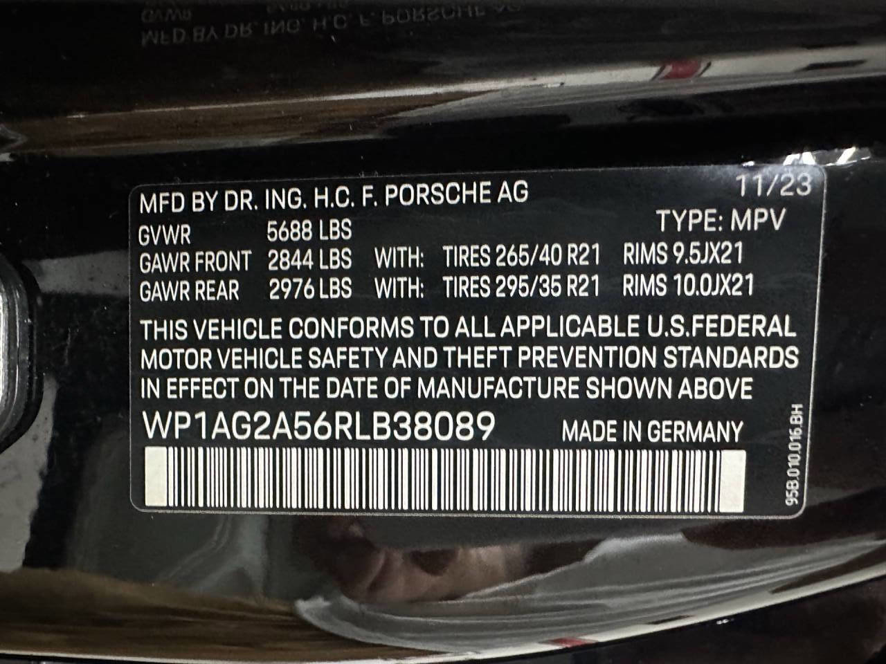 Used 2024 Porsche Macan S image 33