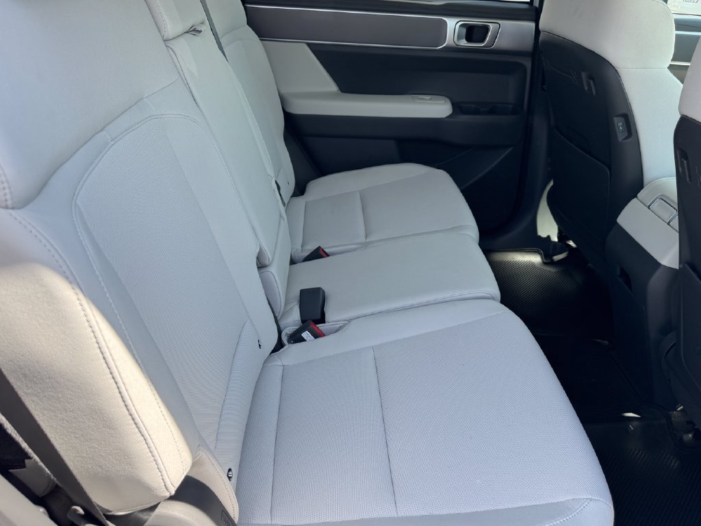 New 2026 Hyundai Santa Fe SE FWD image 13