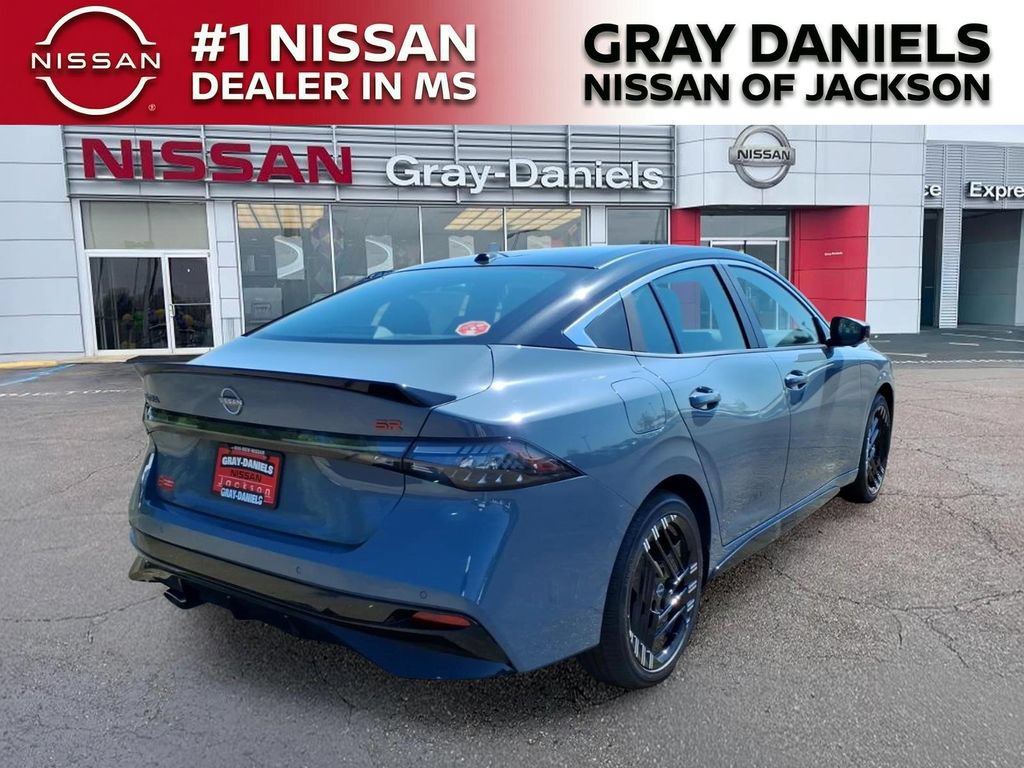 New 2026 Nissan Sentra SR w/ SR Premium Package FWD image 7