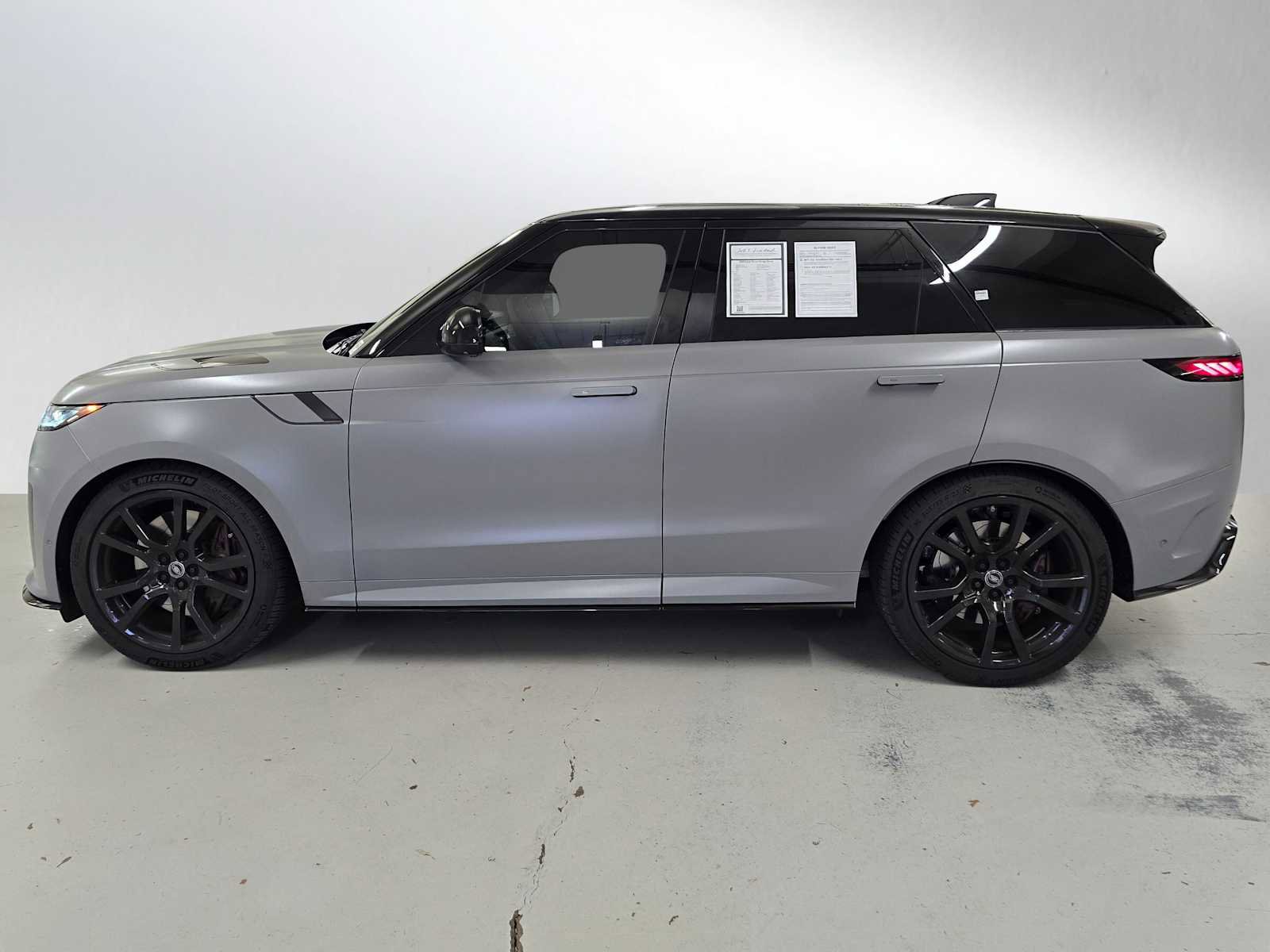Used 2025 Land Rover Range Rover Sport SV Edition Two AWD/4WD image 6