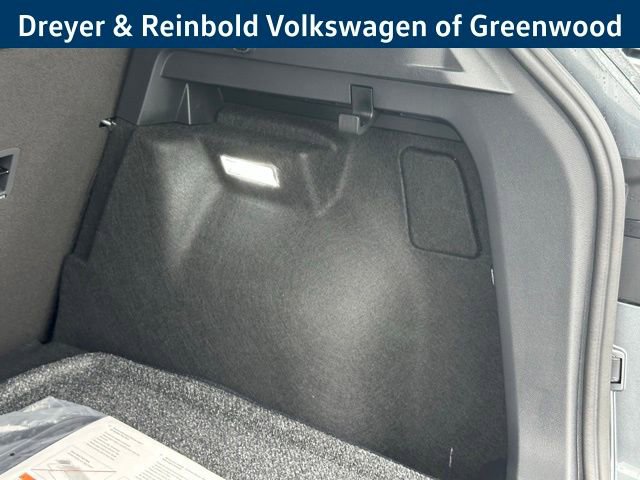 New 2026 Volkswagen Taos SE image 35