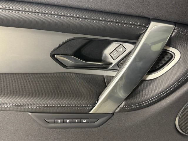 New 2025 Land Rover Discovery Sport Dynamic SE AWD/4WD image 14