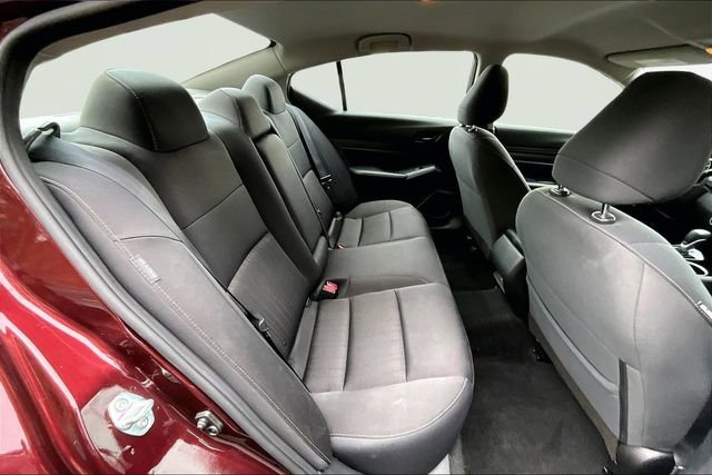 Used 2024 Nissan Altima 2.5 SV image 17