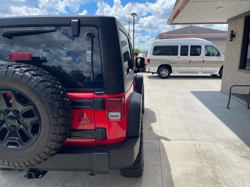 Used 2015 Jeep Wrangler Sport AWD/4WD image 11