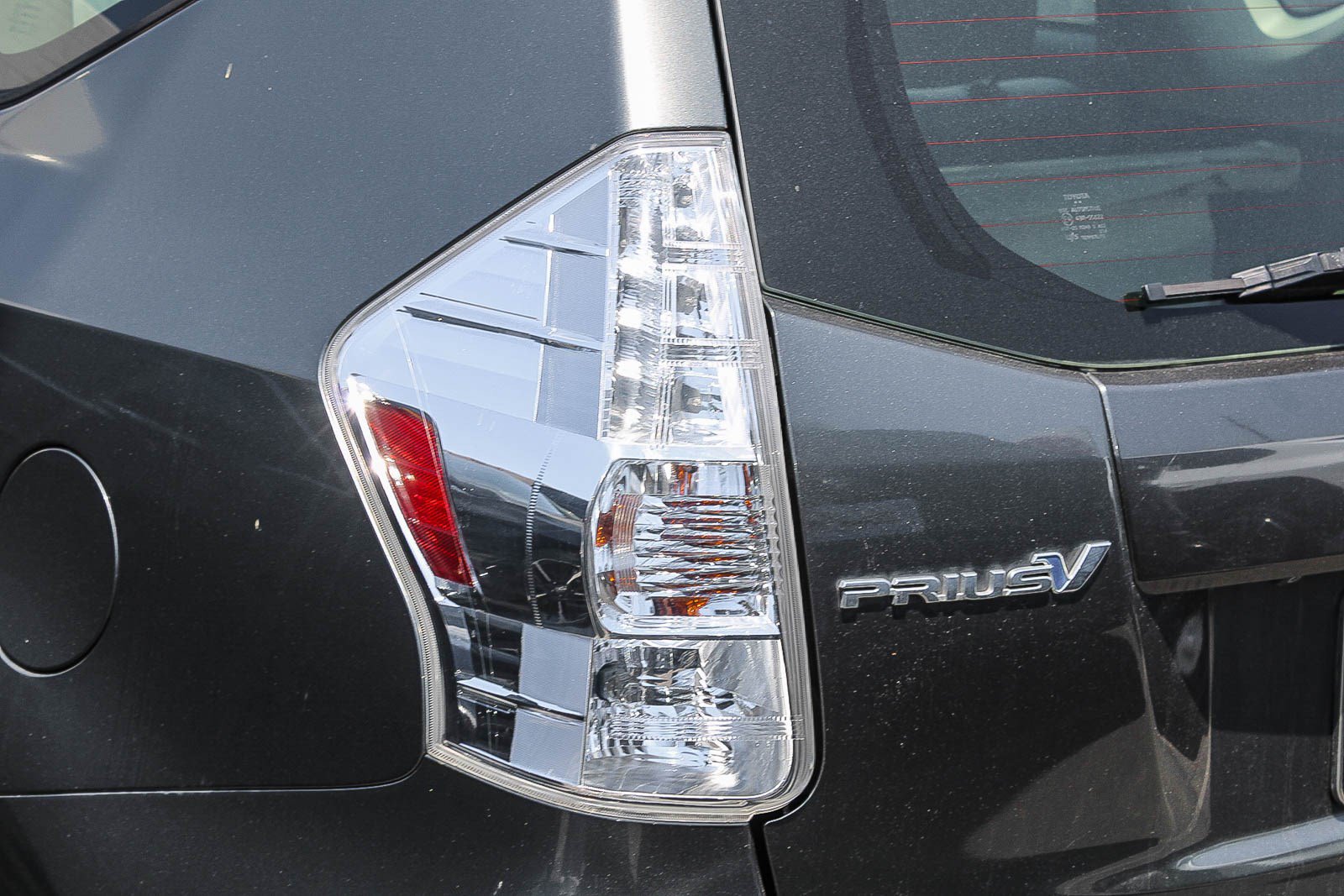 Used 2012 Toyota Prius V Five FWD image 9