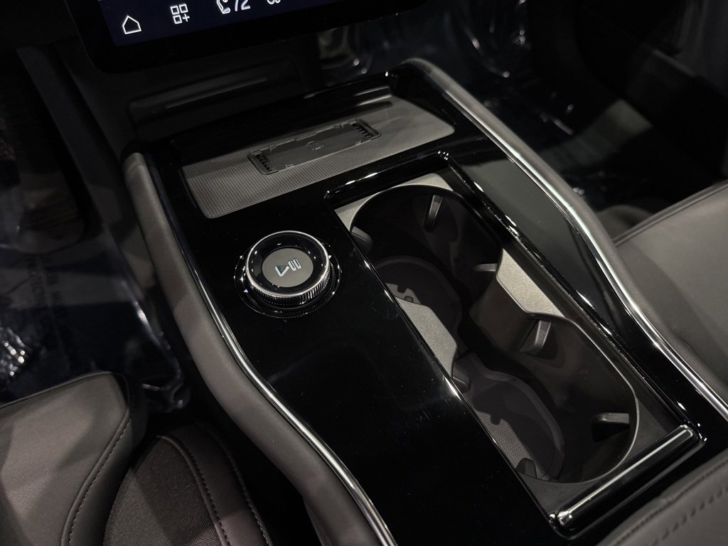 Used 2025 Polestar Polestar 3 image 16