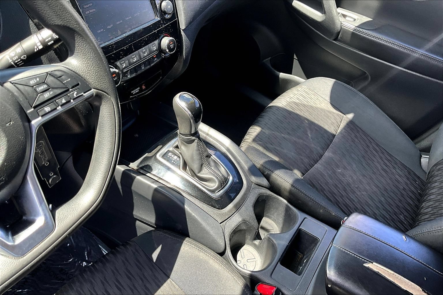 Used 2019 Nissan Rogue S AWD/4WD image 18