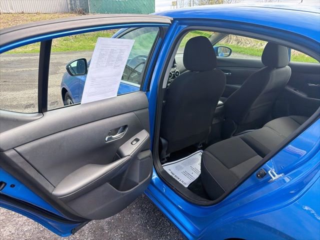 Used 2022 Nissan Sentra SV FWD image 17