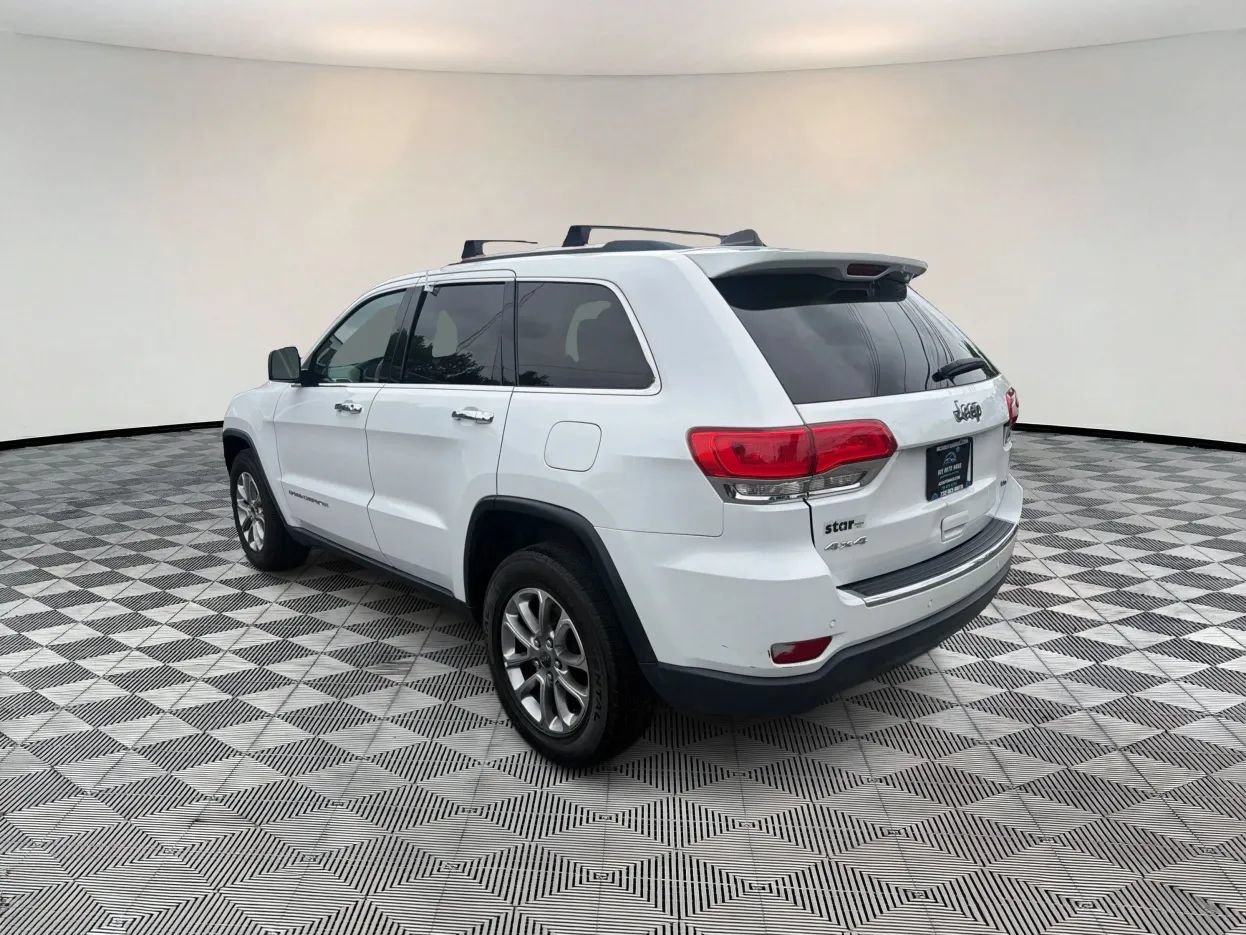 Used 2016 Jeep Grand Cherokee Limited AWD/4WD image 5