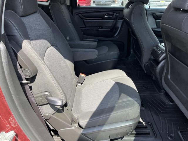 Used 2017 Chevrolet Traverse LT w/ Style and Technology Package image 24
