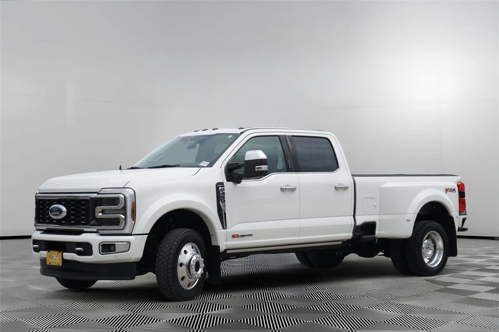 Used 2024 Ford F450 Limited w/ FX4 Off-Road Package AWD/4WD image 8
