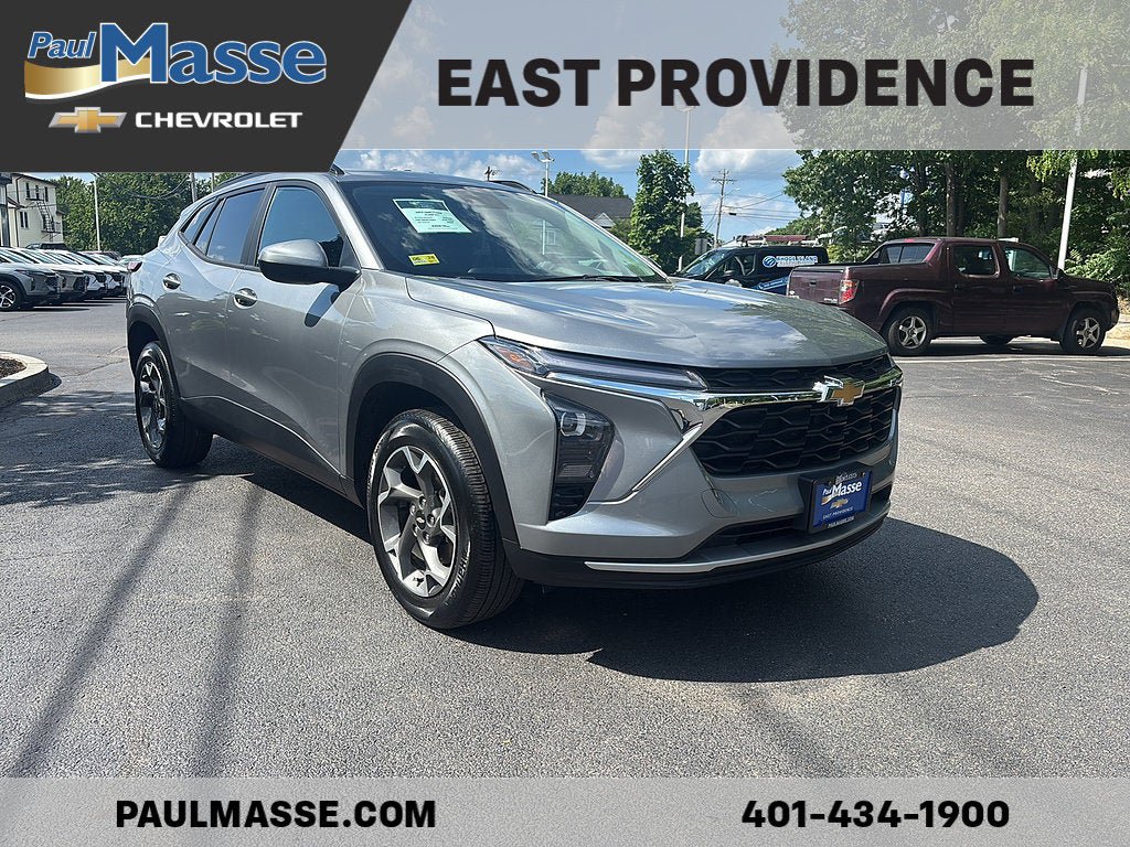Certified 2024 Chevrolet Trax LT w/ LT Convenience Package FWD image 3