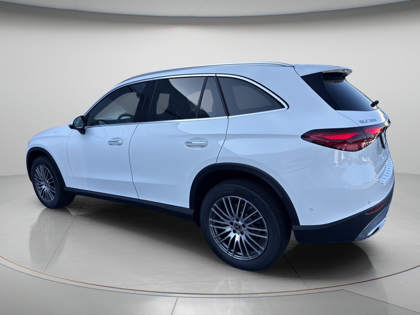 New 2027 Mercedes-Benz GLC 300 image 5