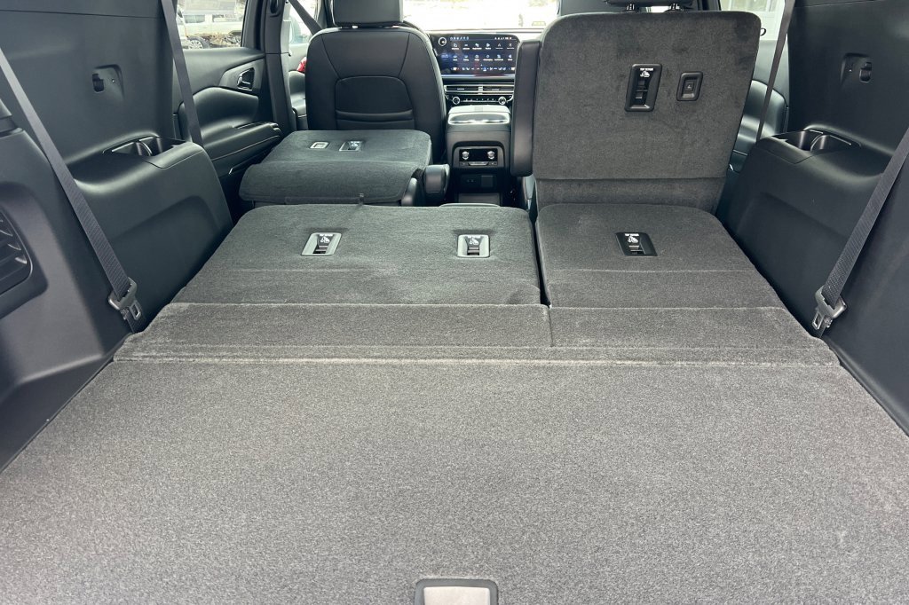 New 2026 Chevrolet Traverse RS image 13