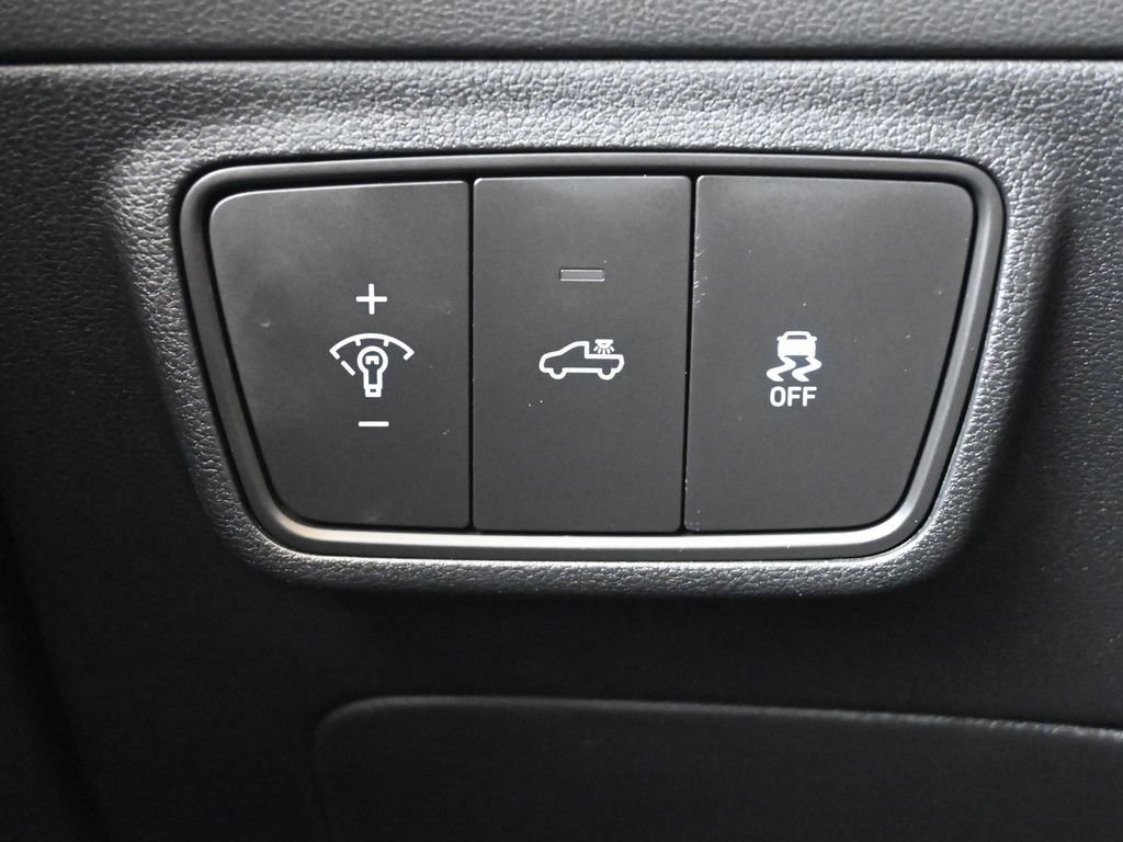 Certified 2023 Hyundai Santa Cruz Limited image 24