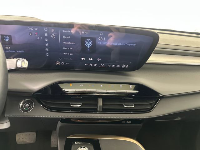 Used 2025 Buick Enclave Avenir w/ Trailering Package, 5000 lbs. image 22