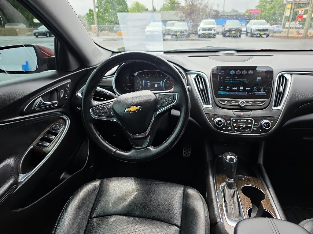 Certified 2017 Chevrolet Malibu Premier w/ Premier Sun and Wheel Package FWD image 20