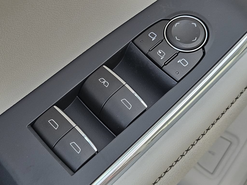 New 2026 GMC Acadia Denali w/ Super Cruise Package FWD image 20