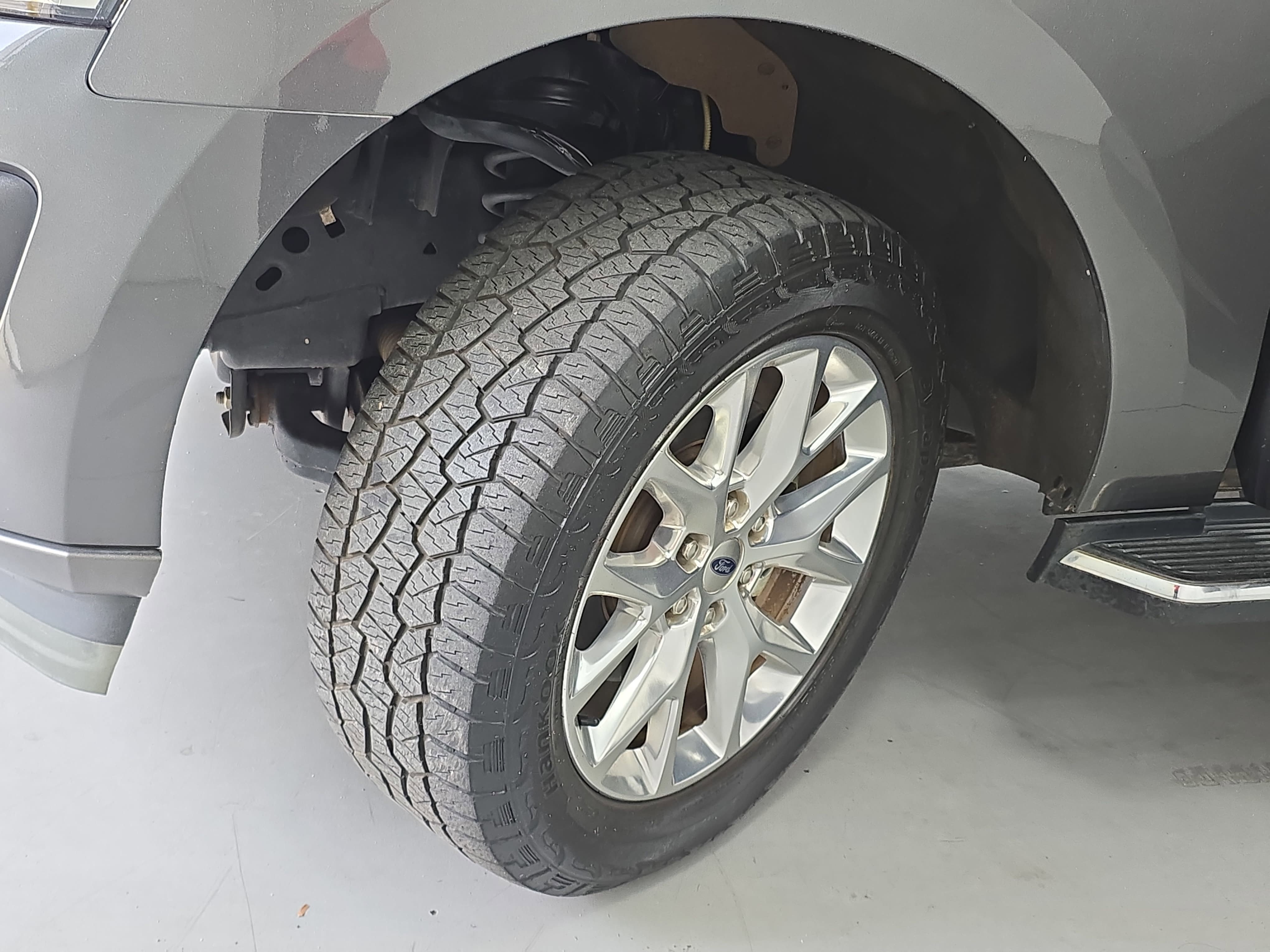 Used 2020 Ford Expedition XLT w/ Equipment Group 202A image 34