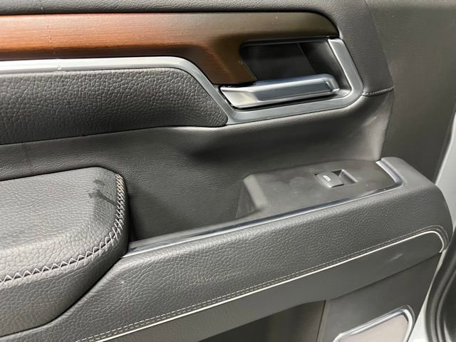 Used 2025 GMC Sierra 3500 Denali w/ Denali Reserve Package AWD/4WD image 45