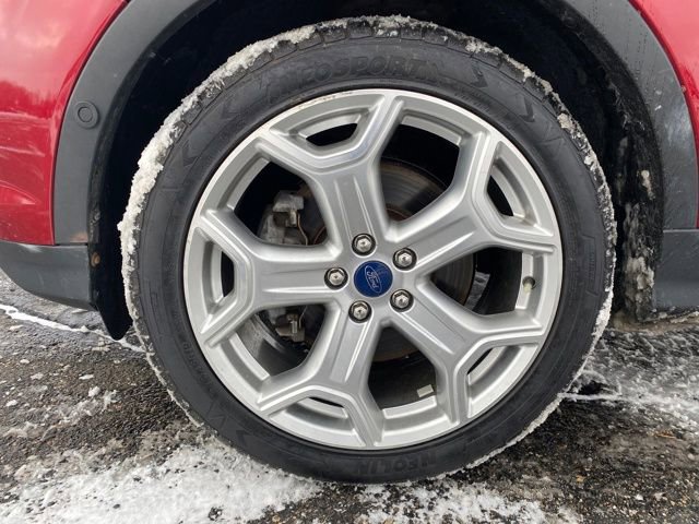 Used 2019 Ford Escape Titanium image 21