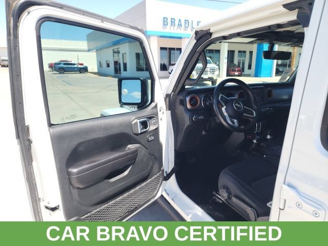 Used 2021 Jeep Gladiator Mojave AWD/4WD image 23