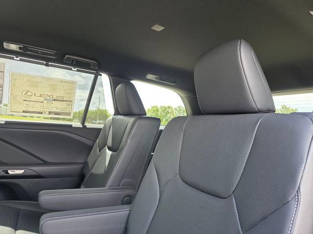 New 2026 Lexus TX 500h AWD image 18