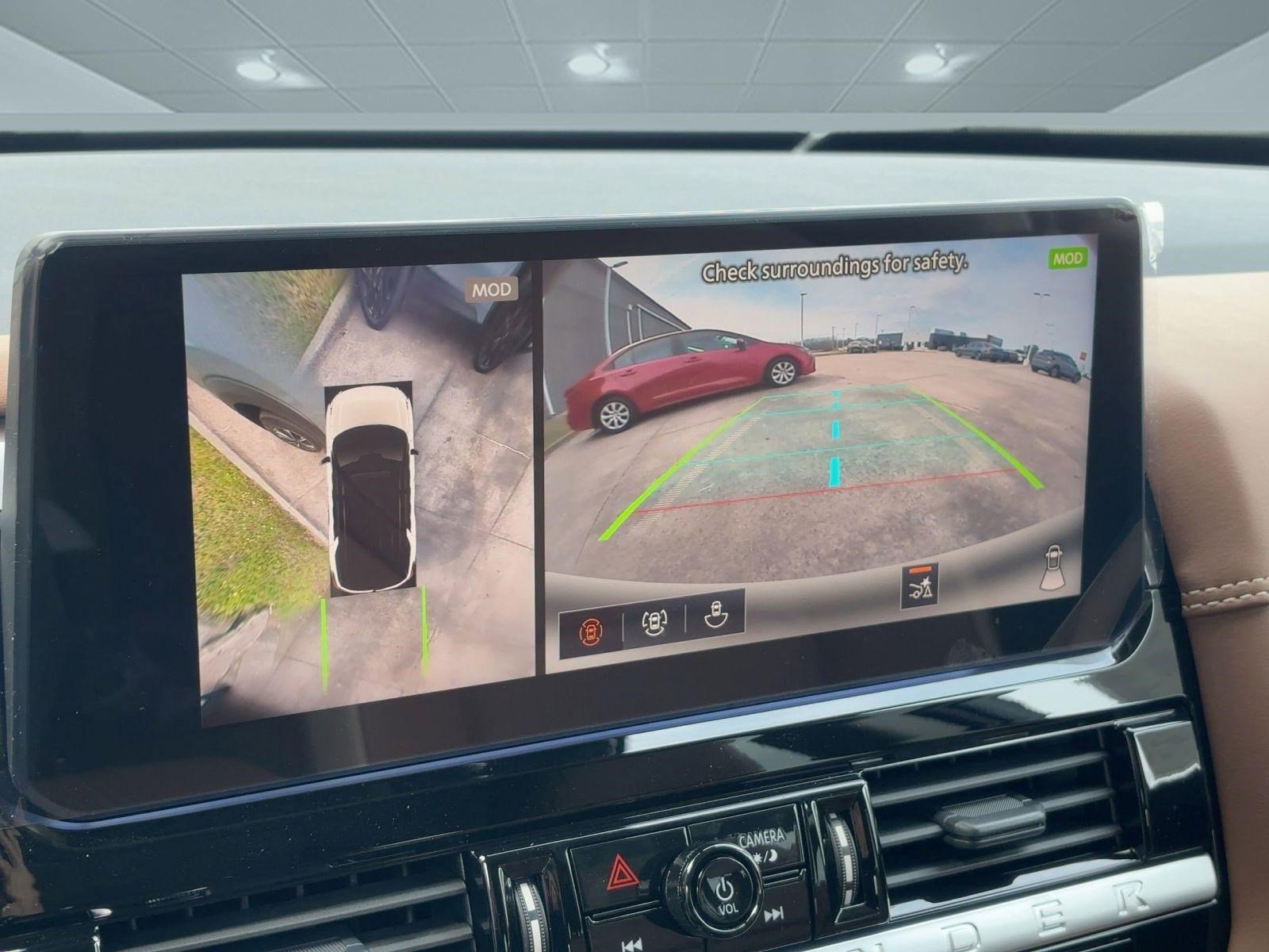 New 2026 Nissan Pathfinder Platinum image 25