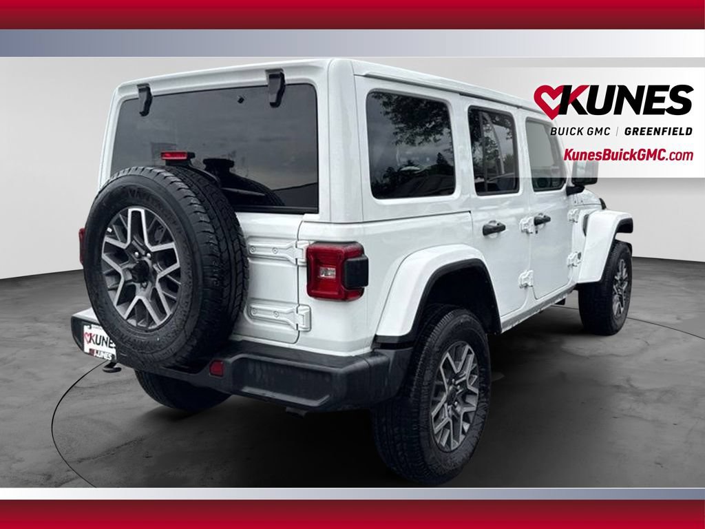 Used 2025 Jeep Wrangler Unlimited Sahara AWD/4WD image 9