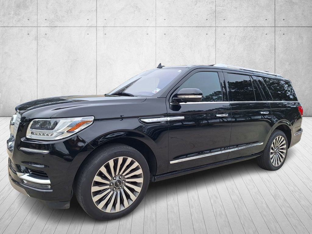 Used 2018 Lincoln Navigator L Reserve w/ Technology Package image 9