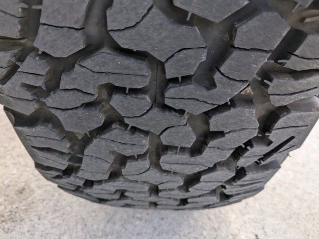 Certified 2025 Ford Bronco Raptor w/ Interior Carbon Fiber Pack image 12