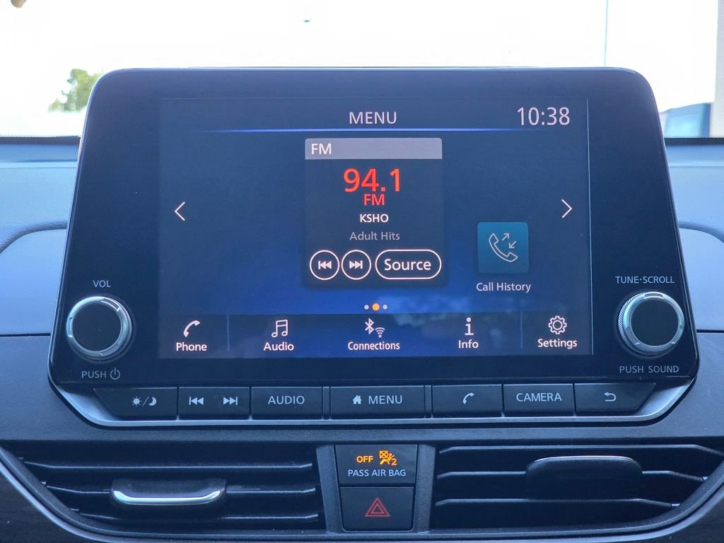 Used 2024 Nissan Altima 2.5 SV image 11
