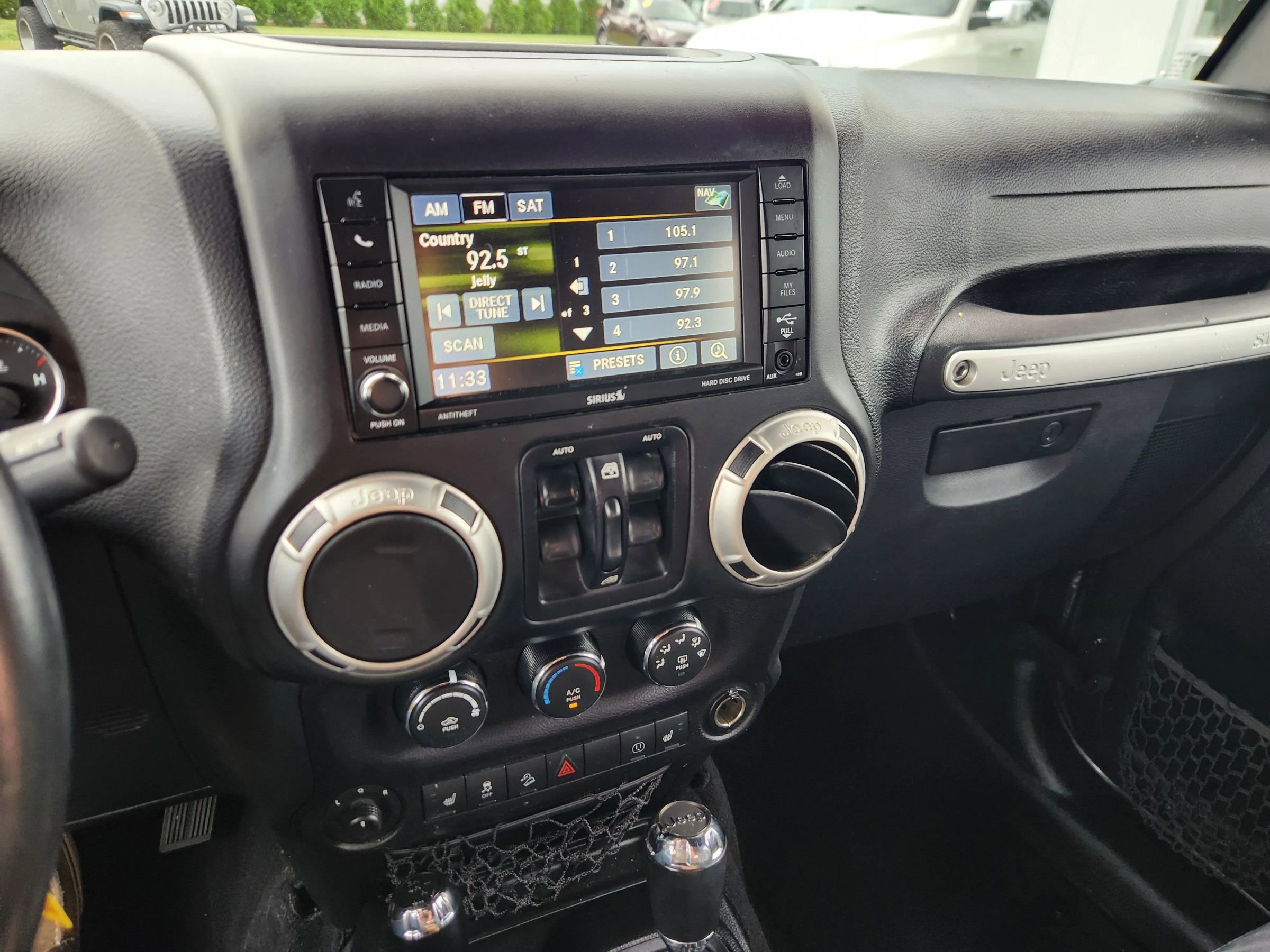 Used 2016 Jeep Wrangler Unlimited Sahara w/ Dual Top Group image 24