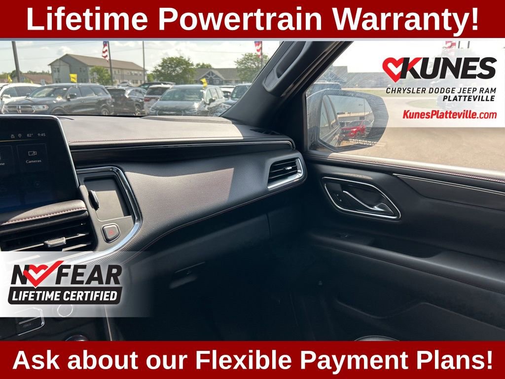 Used 2024 Chevrolet Suburban RST image 41