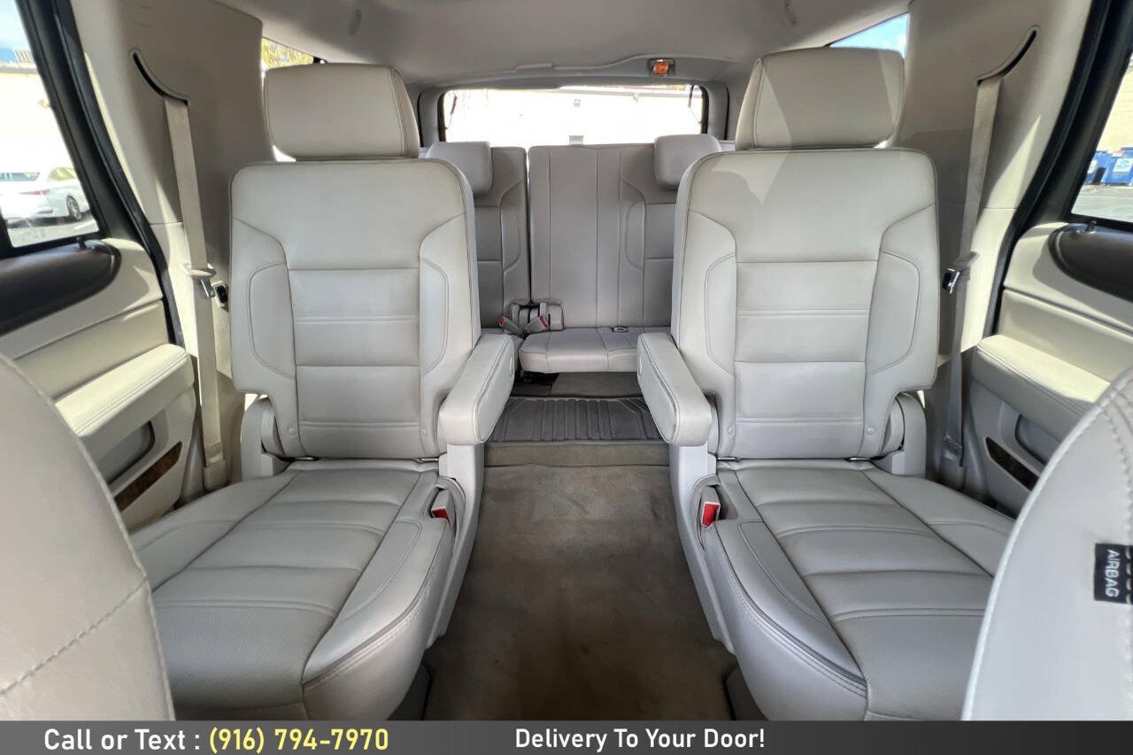 Used 2016 GMC Yukon Denali w/ Open Road Package AWD/4WD image 32